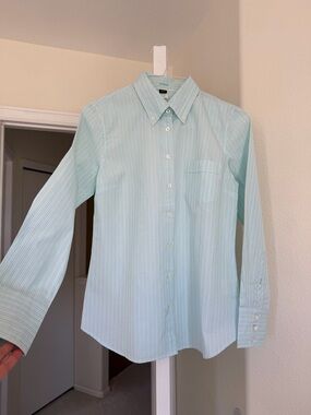 J Crew Button-Down Shirt Long Sleeve Blouse Vertical Stripes Medium Slim Fit